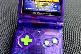 Switch的姥爷-任天堂GBA-sp图片