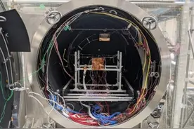 “越南龙”将于十月一日飞天：微型卫星重现大南帝国五爪金龙之威图片