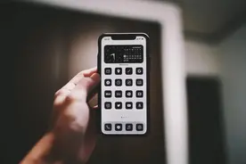 iOS 14升级后，如何简单的给iPhone做个主题？图片