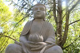 福薄之人，常做这三件事，能避开灾祸的发生图片