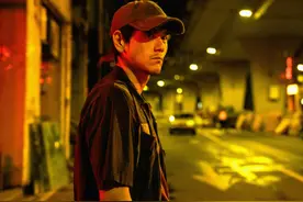 又再一次被彭于晏圈粉了！精瘦身材，肌肉紧致，太有男人味了图片