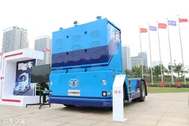 不用驾驶员，取消驾驶室，解放L4级无人驾驶牵引车来了图片