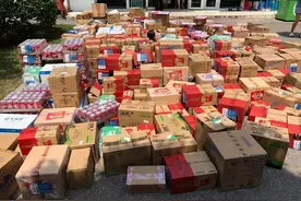 6岁熊孩子一键清空爸爸7万购物车，商家：有的能退，有的不能退图片