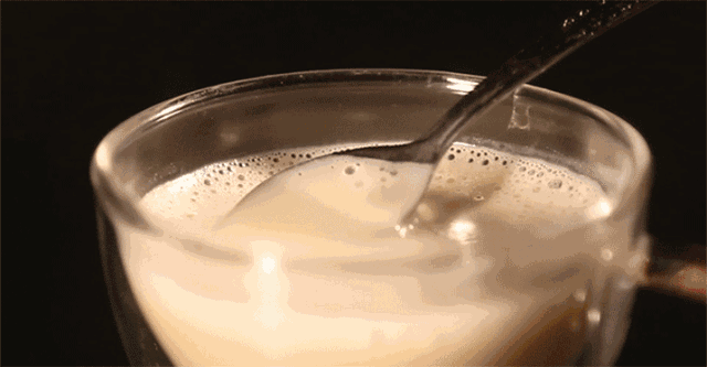 【健康谈】优点多多！多种搭配让你爱上豆浆