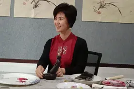 西安市鄠邑区电视台主持人马淑敏老师做客诗书画家辛农先生文宝斋图片