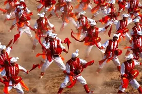 神奇的安塞腰鼓迷人的黄土风情图片