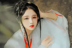 十二星座女穿越到古代，各会是什么角色？我竟是女皇，你呢图片