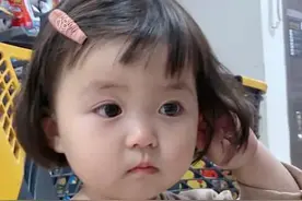 表情包：刚刚睡醒，有什么事吗图片