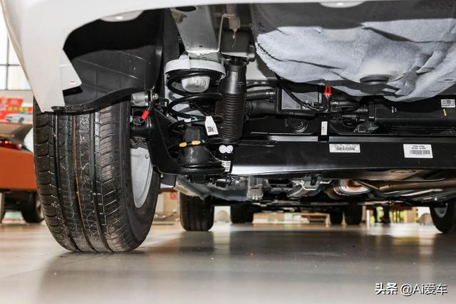 便宜也很省油，稳定又耐用的合资代步车，四缸AT自动挡，实拍焕驰