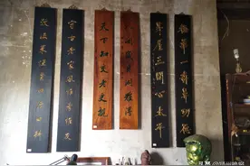手工制作匾额的油漆工，阜阳就剩他一人！匾额匠人想把这门手艺传承下去图片