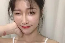 小说：几个女人，你看看我，我看看你图片