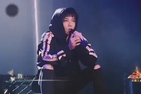 「华晨宇」《一人饮酒醉》纯享版  24小时重新创作 全新爆改图片