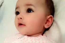 为生个大眼萌娃，孕妇每天一斤葡萄连吃俩月，宝宝出生后怀疑抱错图片