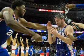 每一位自建球员都叫麦康奈尔，只要你打游戏，就一定听过他图片