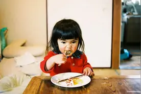 孩子的各种问题，是这个家庭病了图片