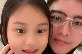 贾乃亮为女儿庆生！甜馨虽鲜少与老爸见面感情却不减，贴脸很粘人图片