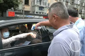 一场麻将引发的疫情：南京老太到扬州无证棋牌室连打4天麻将，致40牌友被确诊图片