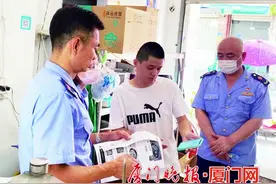 伪造食品经营许可证 厦门一家外卖餐馆被立案图片