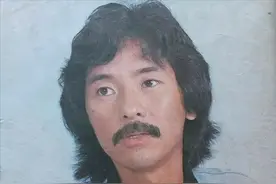 73岁登台还能让成龙“海豹式鼓掌”，林子祥才是真的汉子图片