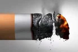 慢阻肺患者戒不戒烟，5年内肺功能变化差异有多大？图片
