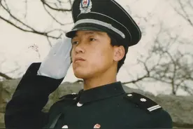 张俊成：从保安到北大学子，后逆袭成为校长，现在怎样了？图片