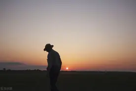 自我提升的三个境界：慎言、慎行、慎独图片