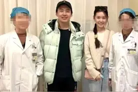25岁郭麒麟恋情疑似曝光！女方乖巧可爱，又高又瘦，是当红童星图片