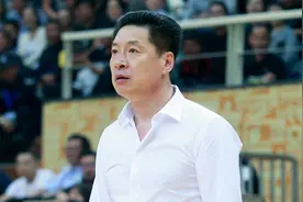CBA快讯：丁彦雨航铁了心离队，李春江放弃超级外援，方硕做手术图片