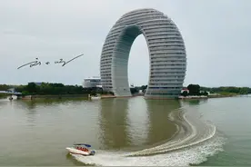 一家七星级酒店成为浙江湖州新地标，造型奇特，住一晚至少两千元图片