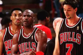《最后一舞》里曾被乔丹抵制的库科奇，如何在NBA失重后迎回尊重图片