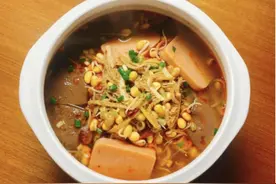自制毛血旺，用料讲究且新鲜，完全不输给饭店图片