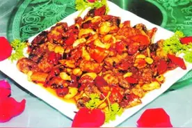 泥鳅菜火了 泥鳅菜品大合集 特色泥鳅制作解密图片