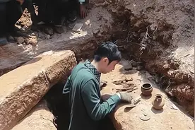 河北发现一千年古墓，守墓人死活不愿专家考古，只因墓主身份非凡图片
