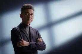 周炜，你真捐了一个傻孩子吗？图片