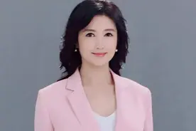 北京卫视一姐，与央视《新闻联播》一哥的寻爱之旅图片
