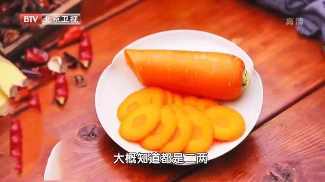 为什么女性总比男性怕冷？收好这份“保暖攻略”，让身体更抗冻