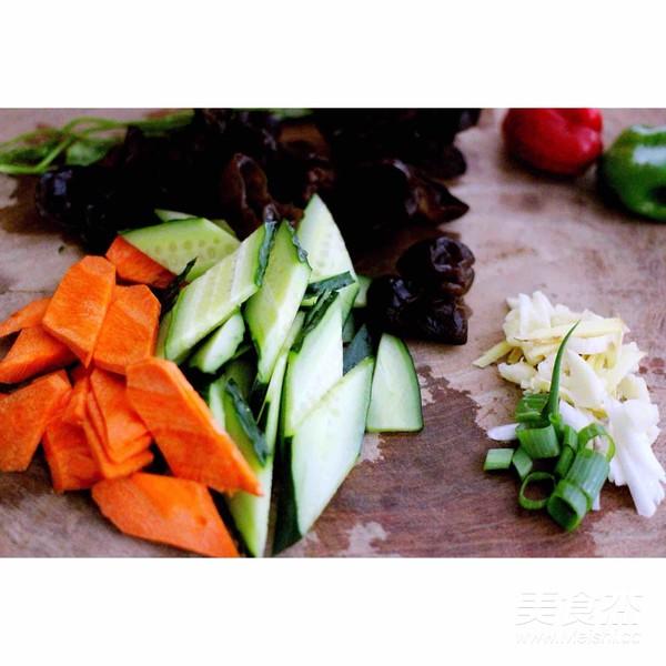 它含20种氨基酸，比牛肉有营养，1周吃两次，不愁孩子长身体