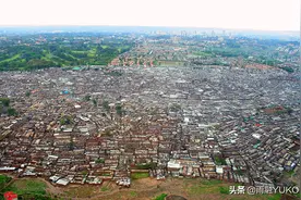 非洲最大城市贫民窟：政府修公寓给贫民窟居民，月租65元却被嫌图片