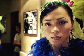 “变性人”李二毛，曾是夜场小王子，为爱变成“女人”却惨遭抛弃图片