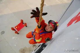 商丘消防“兵王”的忠诚与奉献——三级消防长洪大勇先进事迹图片
