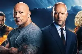 好莱坞影星巨石强森的专一情史，二婚交往12年才办婚礼图片