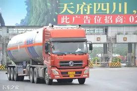 从业资格证为何屡遭吐槽？黄牛走个“过场”就拿证，变味了图片