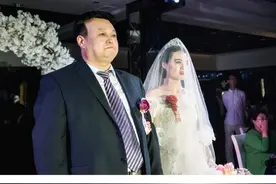 泪目 还记得婚礼中的爸爸吗？图片