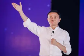 淡出公众视野的马云，传来了新的消息，蔡崇信公布其动态图片