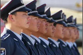 保安公司给大家挖的坑图片