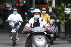 4月起，严查电动车带这3个东西，查到罚款50，现在处理来得及图片