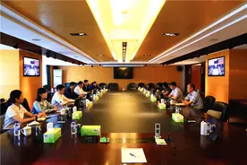 共谋合作共谱新篇 华夏银行长春分行拜访亚泰集团公司图片