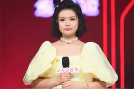 《蒙面唱将猜猜猜》“一只表情包”双笙揭面：原来你是这样的00后图片