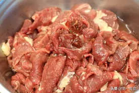 独家秘方献上！这样做水煮牛肉，好吃到舔锅底图片