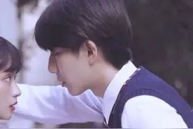 图王鲨鱼哥第35期 24张甜蜜情侣头像图片